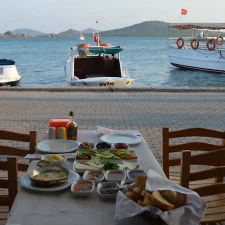 Poyraz فندق Ayvalı